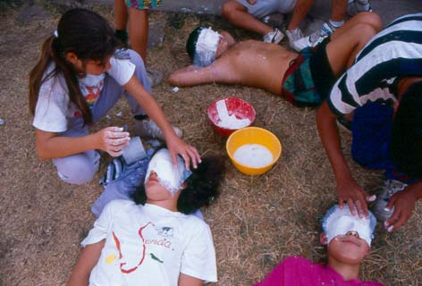 Poyales del Hoyo (Avila) 1993, Taller de Máscaras.jpg