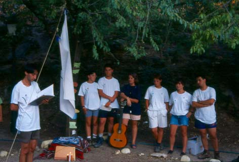 Poyales del Hoyo (Avila)1993, JL. Olmedo recibe el amanecer Verde..jpg